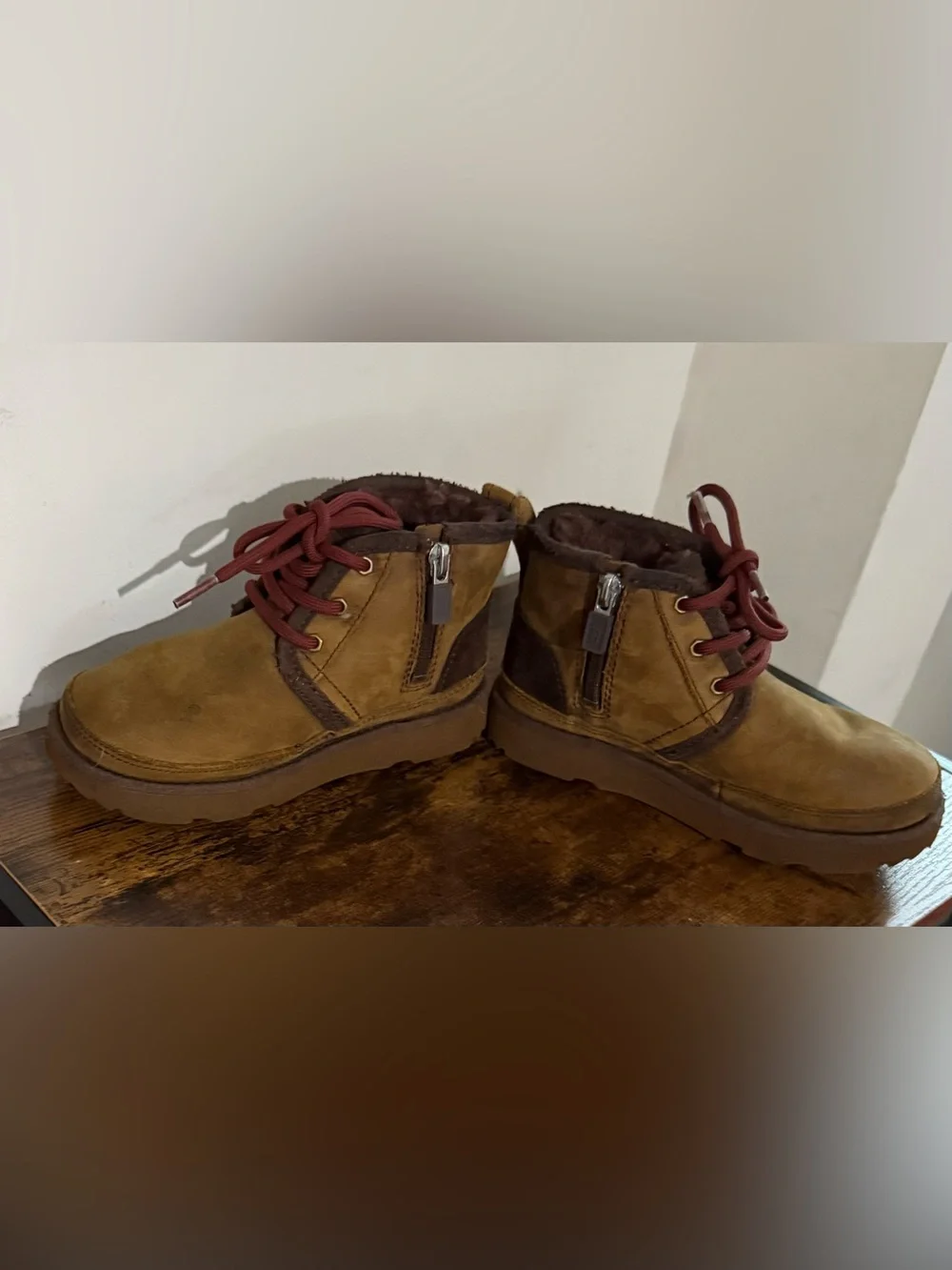 UGG Kids Tan Brown Neumel Boot with Red Laces
